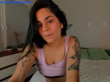Nude cam girl doubedeesarai image #3269829