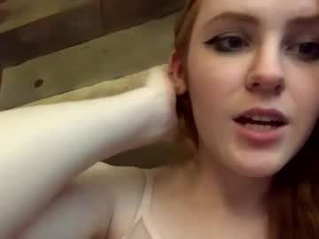 Nude cam girl vcielia image #4570828