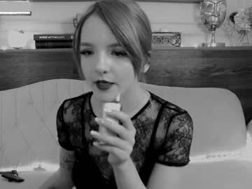 Nude cam girl ginger_pie image #1059560