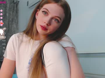Nude cam girl small_blondee image #3145331