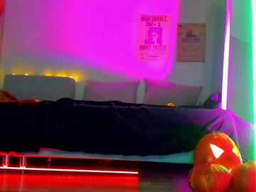 Nude cam girl _meganmeow_ image #2973966