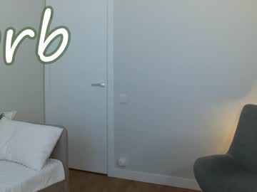 Nude cam girl laura_sanguinar image #3705608