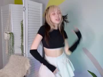 Nude cam girl y_u_m_i_k_a image #4444782