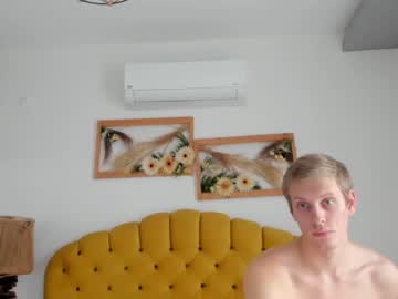 Nude cam couple lyaksi image #3435807