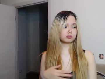 Nude cam girl selena_hearts image #5810337