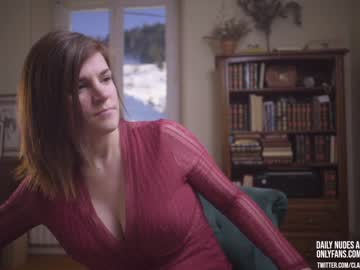 Nude cam girl claire_moulin image #968657