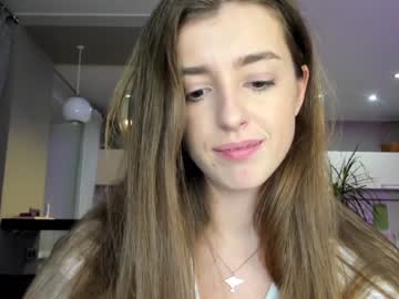 Nude cam girl coy_amina_ image #2885557