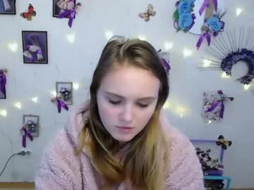 Nude cam girl shy_cute_emma_ image #2985038