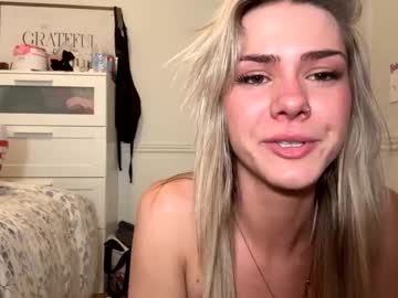Nude cam girl ameliabrabus image #7034485