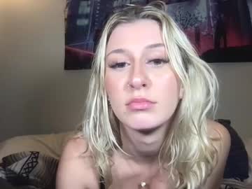 Nude cam girl scarlettsantana_ image #3033774