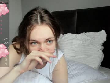 Nude cam girl mxxnsxsul image #2635453