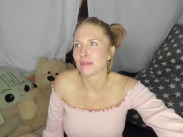 Nude cam couple akgingersnaps image #5243604