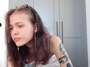 Nude cam girl adriana_hill image #2095282