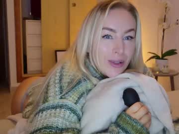 christinasiemone nude girls camming