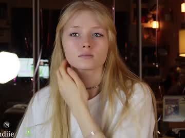 Nude cam girl bestblondiiecb image #6298948