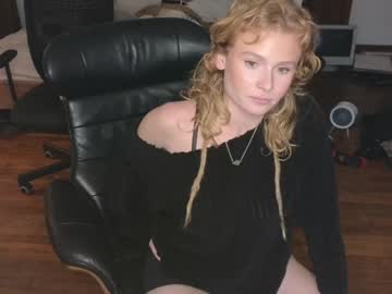 Nude cam girl pnkgf image #7012473