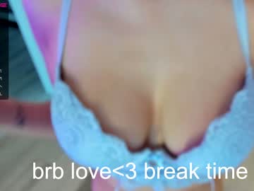 Nude cam girl angella_kleee image #2425554