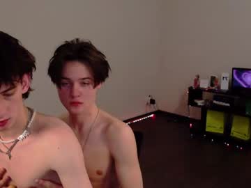 Nude cam man aronyou_wing image #3721259