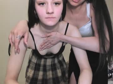 Nude cam couple flowery__girls image #4441065