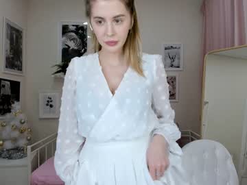 Nude cam girl vivian_lacroix image #710999