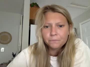 Nude cam girl ladybluereads image #2154867