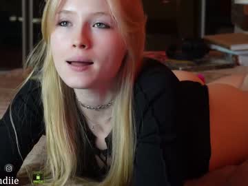 Nude cam girl bestblondiiecb image #6276444
