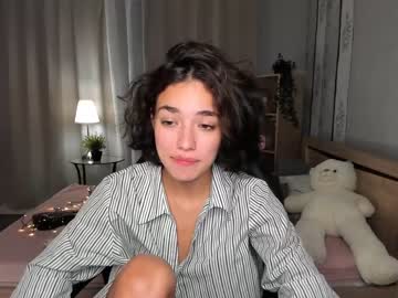 Nude cam girl ella_flare image #2587430