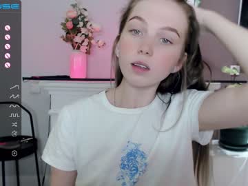 Nude cam girl small_blondee image #2835067