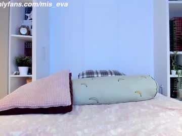 Nude cam girl mis_eva image #3236665