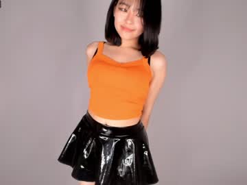 Nude cam girl hee_youn1 image #5275181