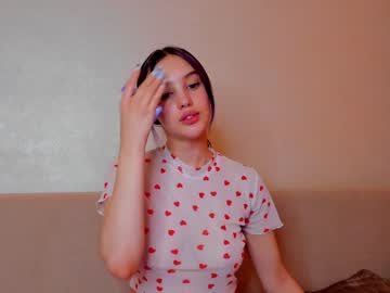 Nude cam girl angella_kleee image #5935514