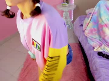 Nude cam girl little_effy18 image #2544077
