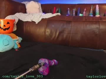 Nude cam girl taylor_love_303 image #5413503