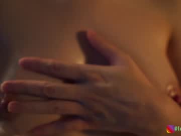 Nude cam girl lucie_beltran image #4906023
