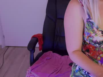 Nude cam girl antonia_shine image #2594302