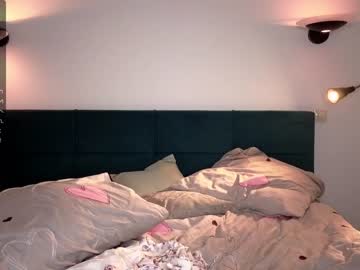 Nude cam girl predatory_eyes image #6561508