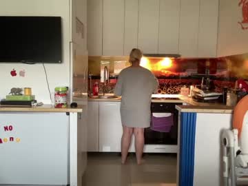 Nude cam girl kiradivine image #4661364