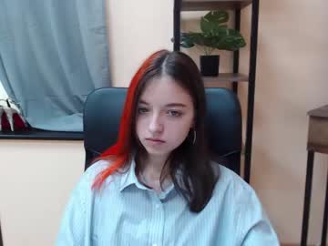 caramelelechka nude girls camming