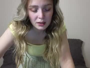 Nude cam girl your_lily419015 image #4733240