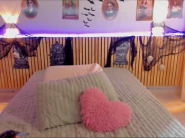 Nude cam girl little_effy18 image #5524914