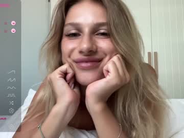 Nude cam girl blair_fox image #6562876