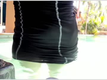 Nude cam girl aina_kun image #1670651