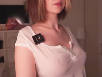 Nude cam girl vixenp image #3720337