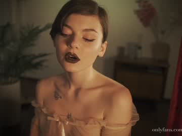 Nude cam girl auddicted image #1246705