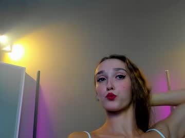 Nude cam girl _meganmeow_ image #2850693