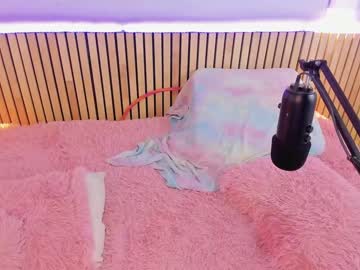 Nude cam girl little_effy18 image #5789706