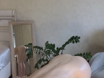 Nude cam girl uwunikaa image #4747380