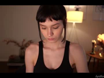 Nude cam girl luna_ai image #4419048
