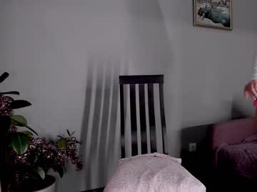 Nude cam girl camillabenz image #3281008