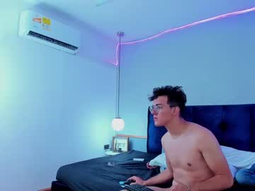 Nude cam man catchingstraight image #2546754